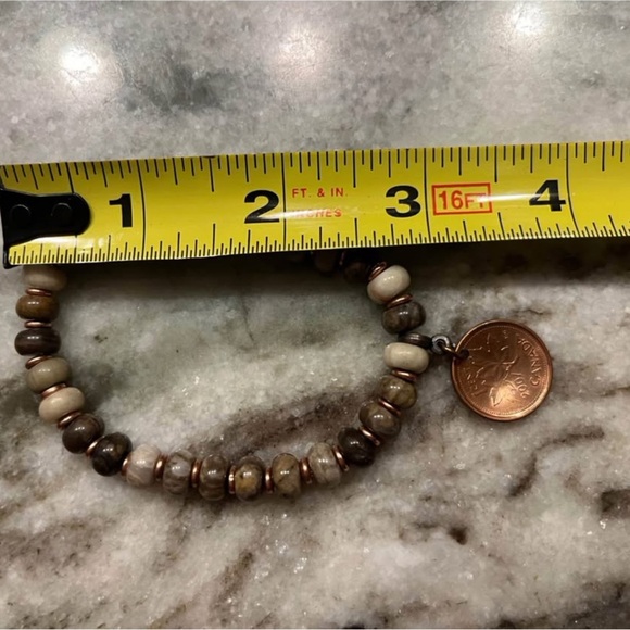 Penny bracelet. Stretch. Natural stones. Brown beige. - Picture 3 of 3